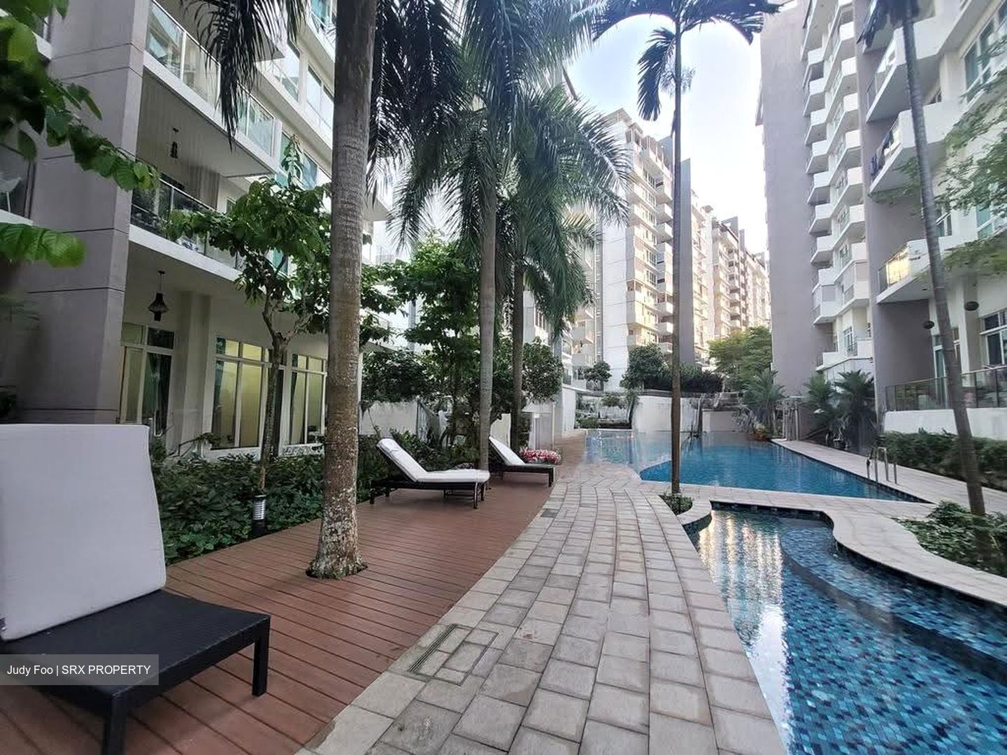 Vacanza @ East (D14), Condominium #631070491
